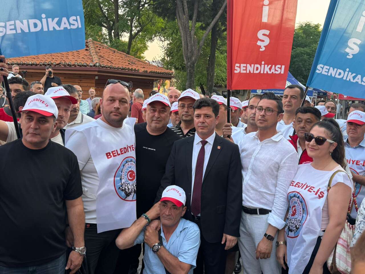 CHP Muğla’da Görevden Alma Krizi: Kızıl ve 13 İlçe Başkanı Meydanda 1